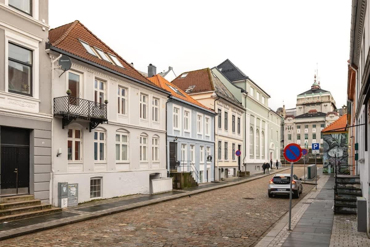 Dinbnb Apartments I Charming 3-Bedroom In The Heart Of The City Берген Екстер'єр фото